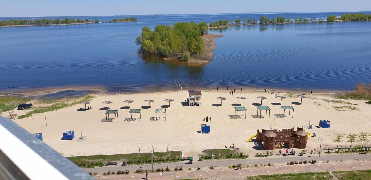 Apartament Near Dnieper Cherkasy Ngoại thất bức ảnh