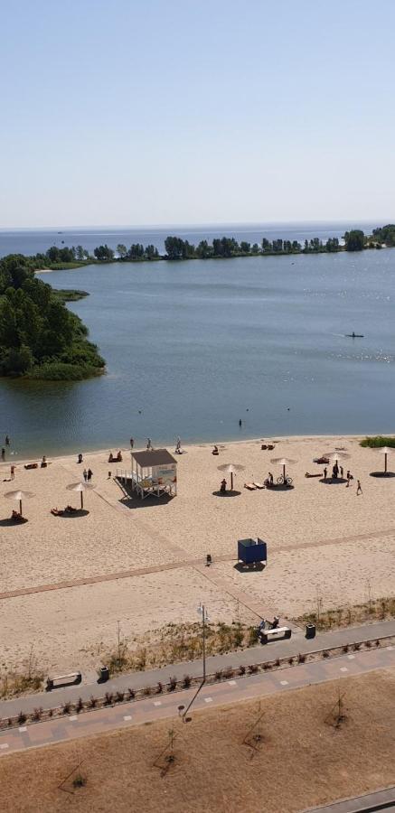 Apartament Near Dnieper Cherkasy Ngoại thất bức ảnh